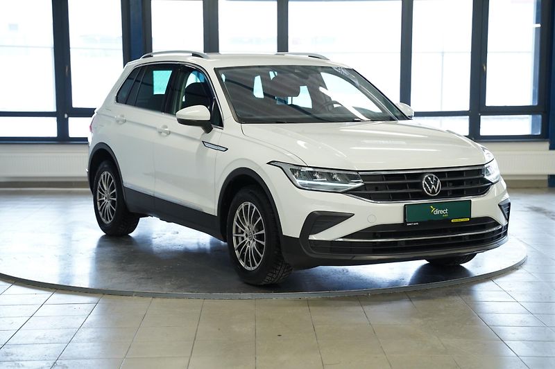 Volkswagen Tiguan - fotka 8 z 31