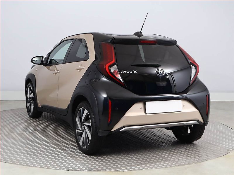 Toyota Aygo (2022) 1.0, ČR,1.maj, Serv.kniha - fotka 4 z 18
