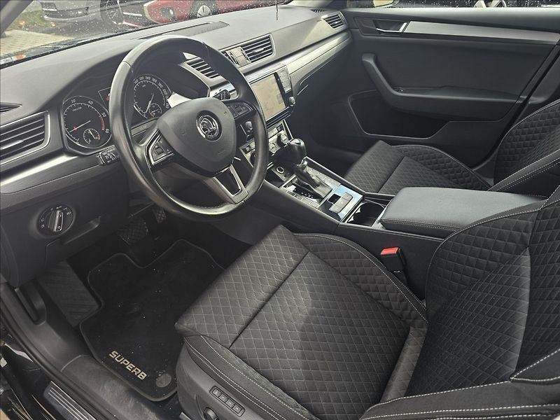 Škoda Superb III 2,0TDi 1KW DSG STYLE - fotka 11 z 51