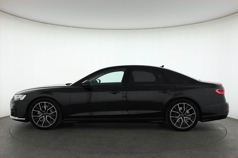 Audi A8 (2019) 55 TFSI - fotka 3 z 21