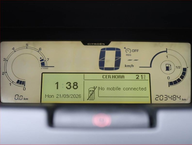 Citroën C4 Picasso (2011) 1.6 i, nová STK, jezdí výborně - fotka 11 z 18