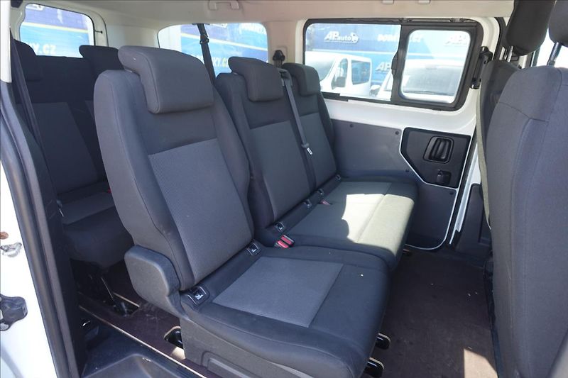 Citroën Jumpy 2,0 HDI  8 MÍST L3H1 KLIMA - fotka 20 z 37