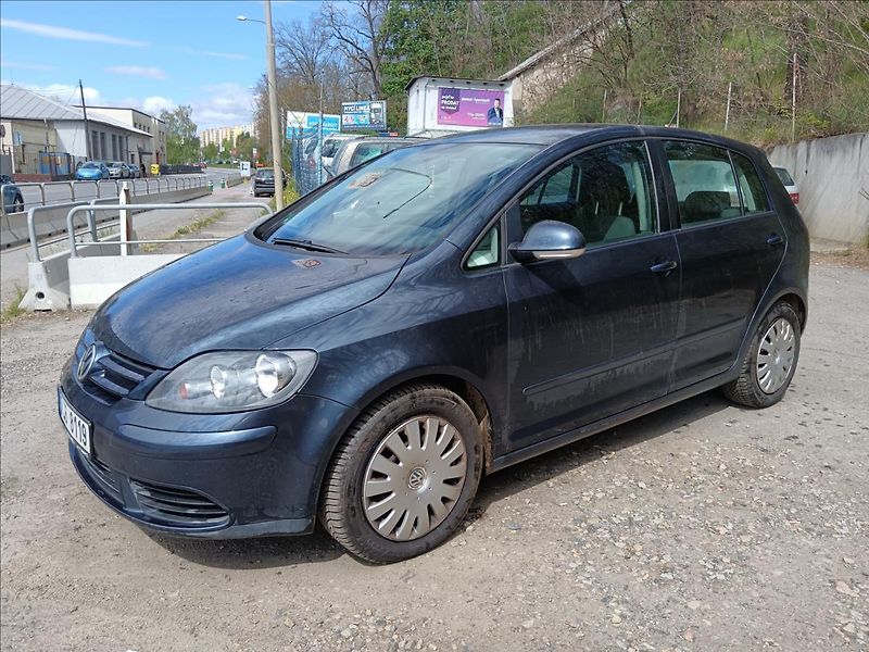 Volkswagen Golf Plus 1,9 TDi - fotka 4 z 20