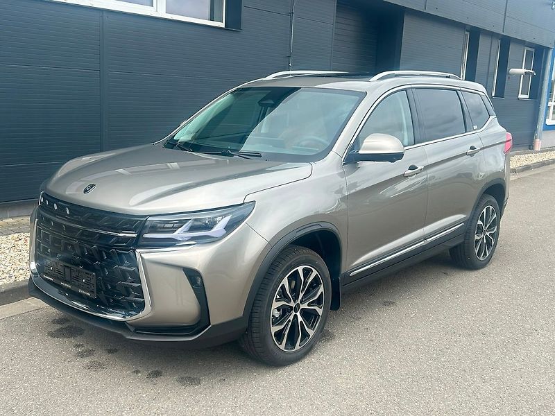 Dongfeng Ostatní EXCLUSIVE - fotka 1 z 22