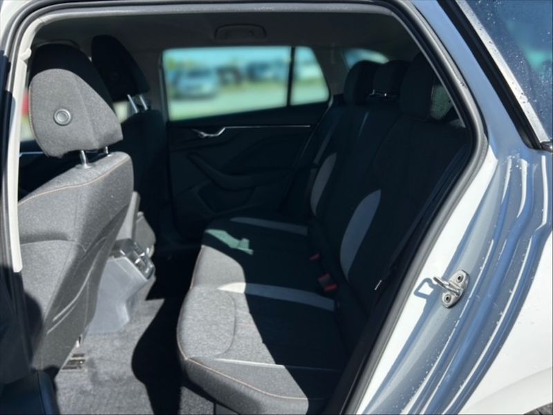 Škoda Scala 1,5 TSI 110 Style - fotka 8 z 11