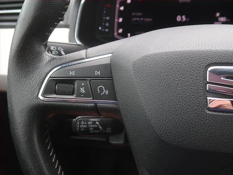 Seat Arona (2019) 1.6 TDI, Automat, Navi - fotka 17 z 20