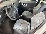 Škoda Roomster (2008) 1.9TDi, ČR, AC, výhřev sed - náhled 2