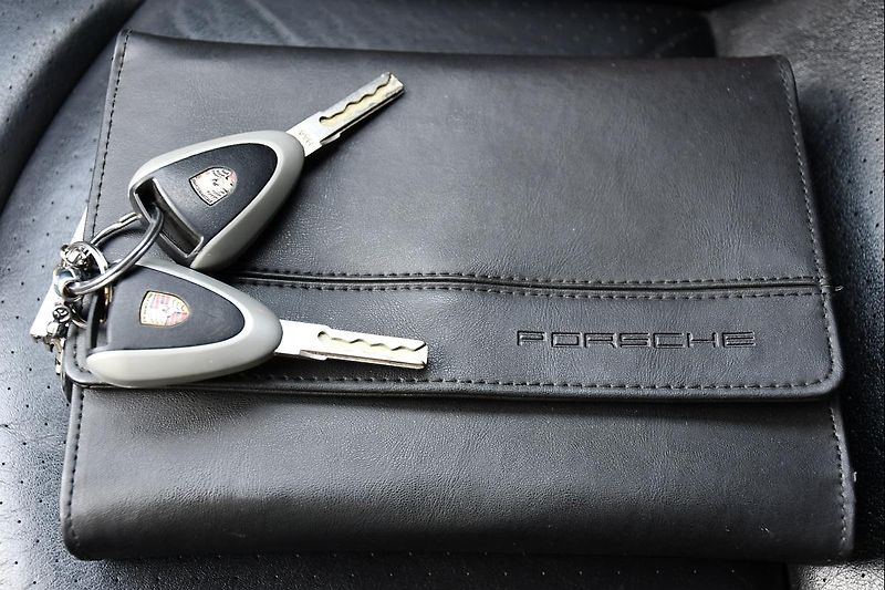 Porsche Boxster 2.7 987 PĚKNÝ STAV  - fotka 34 z 37