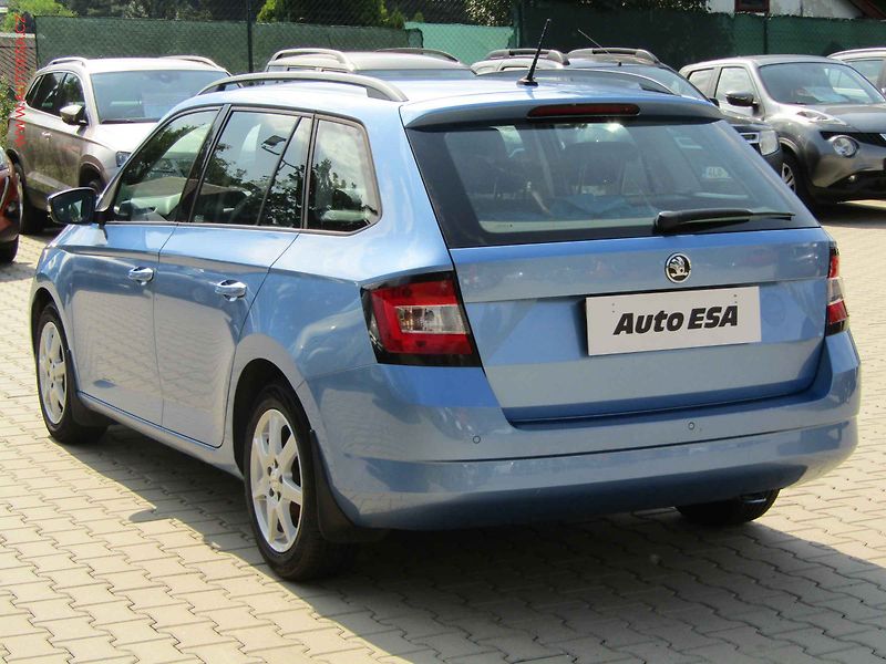 Škoda Fabia (2015) 1.2 TSI, 2.maj,ČR, AC - fotka 6 z 16