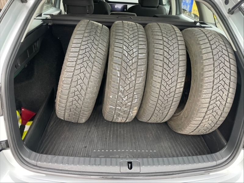Škoda Octavia 2,0 TDI Ambition 4x4 DSG - fotka 6 z 11