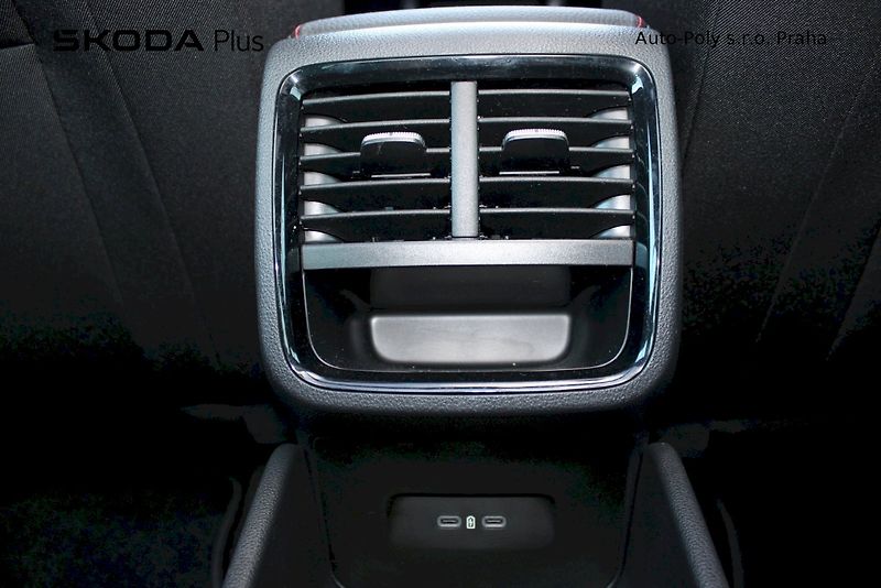 Škoda Octavia (2025) 2.0 TSI 195 kW RS - fotka 22 z 25