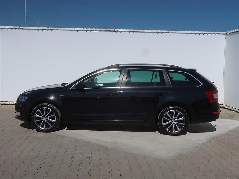 Škoda Octavia (2015) Edition 2.0 TDI, Automat - fotka 3 z 16