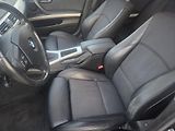 BMW Řada 3 (2009) 320d, 130 kW,2.sada kol,manual - náhled 23