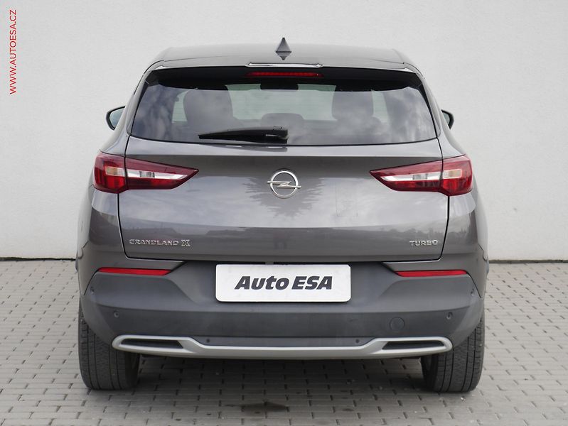 Opel Grandland X (2019) 1.2PT, 1.maj,ČR, navi, autoAC - fotka 5 z 17