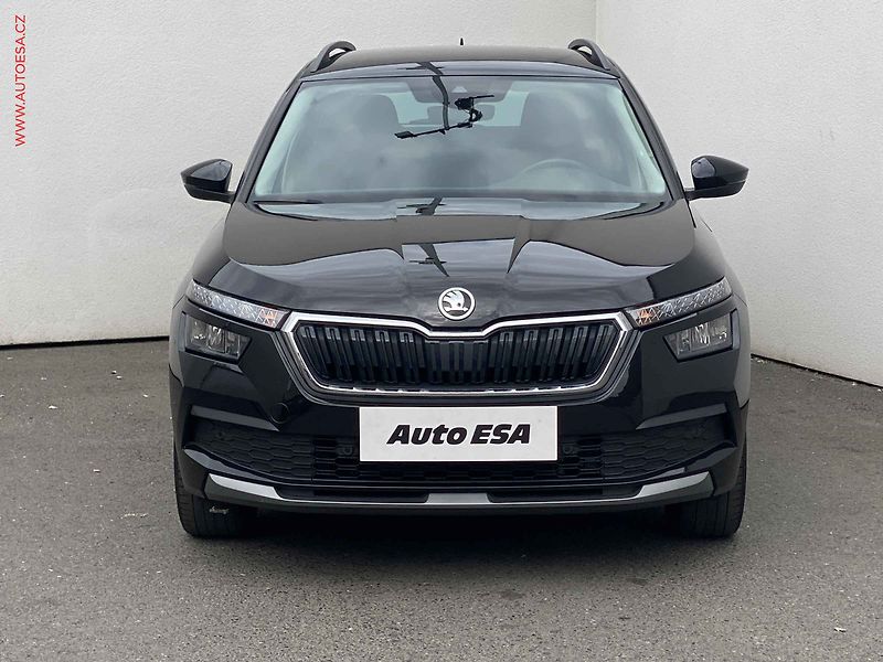 Škoda Kamiq (2022) 1.0 TSi, Ambition, DSG, LED - fotka 2 z 18