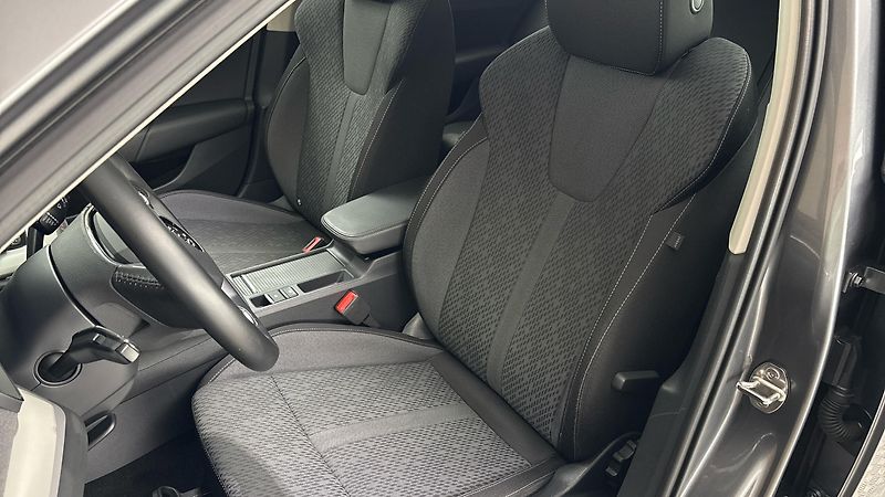 Škoda Octavia 1.5 TSI Style Combi - fotka 15 z 25