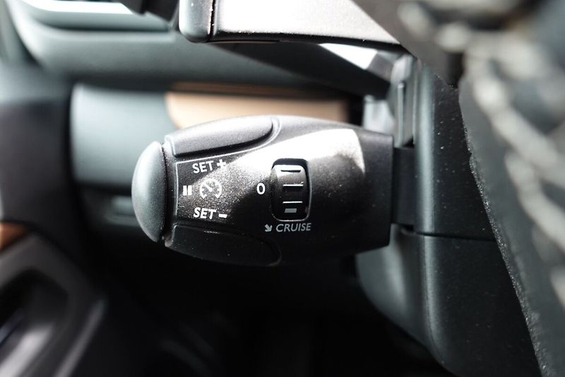 Toyota ProAce ZLEVNĚNO 2,0D-4D 130kW A/T L2 - fotka 30 z 35