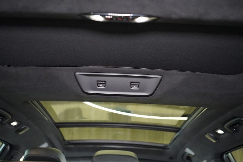 BMW X7 M50i xD, Executive Drive Pro - fotka 48 z 50