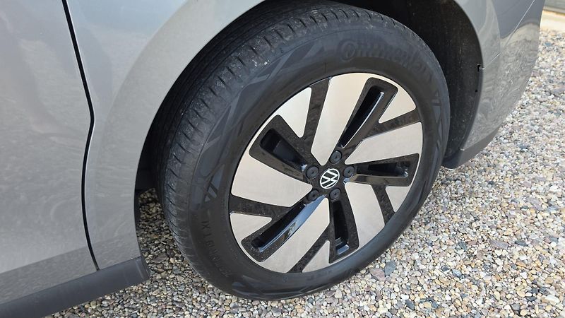 Volkswagen ID.Buzz (2023) Pro 150 kW - fotka 15 z 27