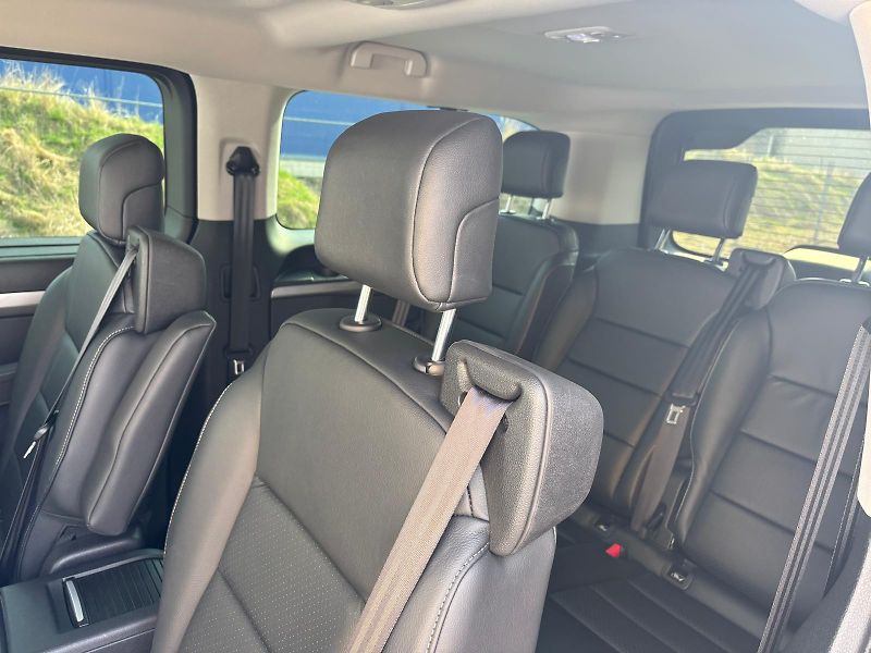 Toyota ProAce Verso 2.0 D-4D L2 VIP Webasto AT - fotka 25 z 28