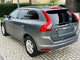 Volvo XC60 2.4D 5VÁLEC 1.MAJITEL SERVISKA - náhled 17