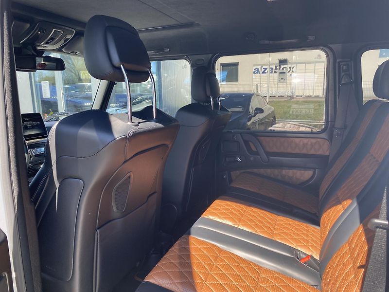 Mercedes-Benz Třídy G G 63 AMG - fotka 15 z 27
