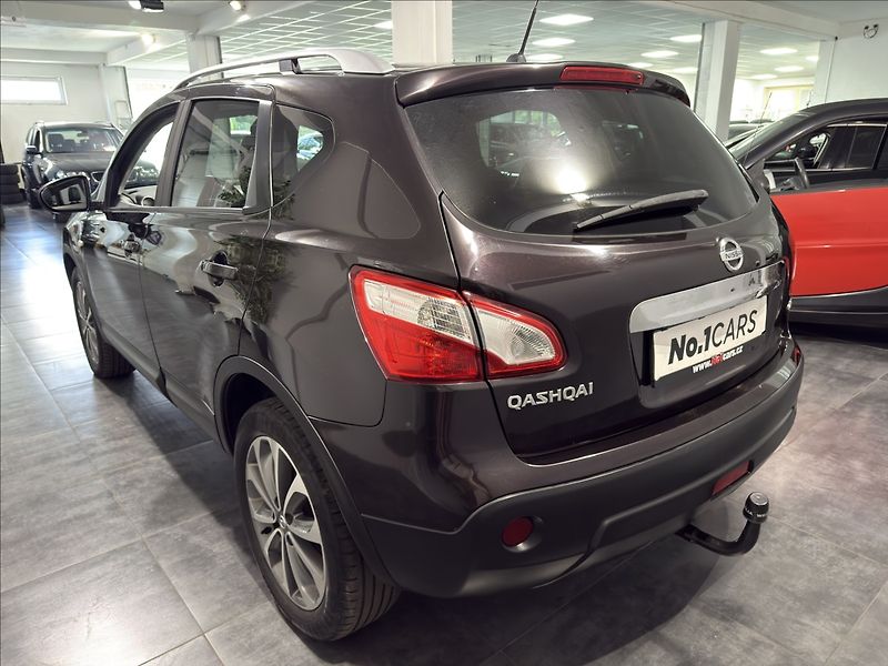 Nissan Qashqai 2,0   dCi PANO XENON KŮŽE NAVI - fotka 4 z 45