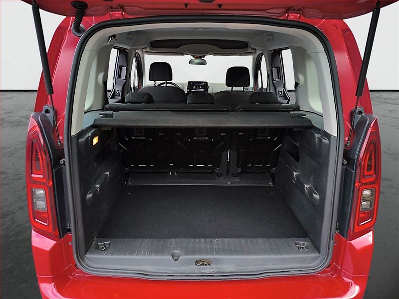 Opel Combo (2019) Enjoy 1.2 Turbo, 5Míst, ČR - fotka 13 z 16