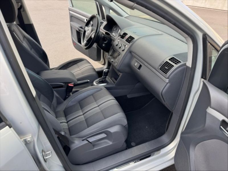 Volkswagen Touran 1,4 TSi 110kW CNG DSG - fotka 11 z 18
