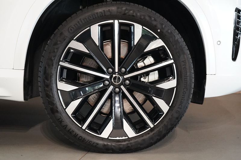 Volvo XC90 T8 PLUS Dark, Vzduch,Ventilace - fotka 7 z 50