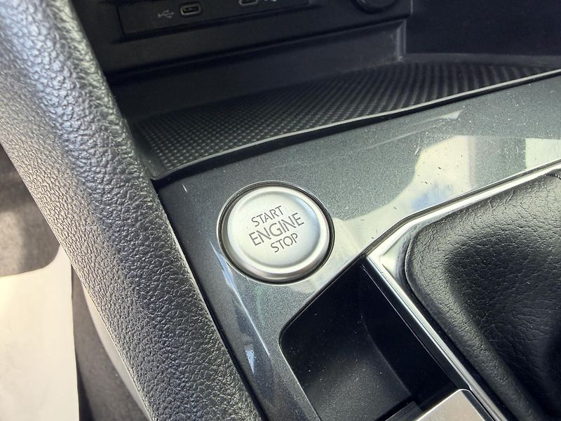 Volkswagen Tiguan 1.4TSI eHYBRID DSG MATRIX  - fotka 29 z 67