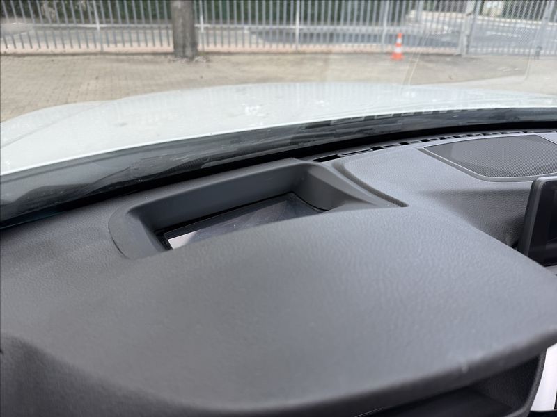 BMW Řada 4 3,0   435d Xdrive Cabrio 1.maj - fotka 17 z 21