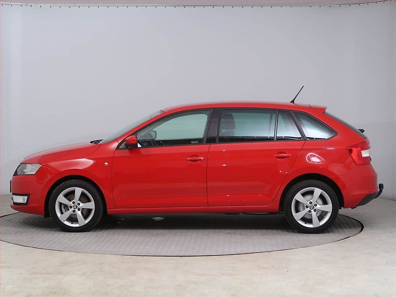 Škoda Rapid (2014) Spaceback 1.6 TDI, Serv.kniha - fotka 3 z 13