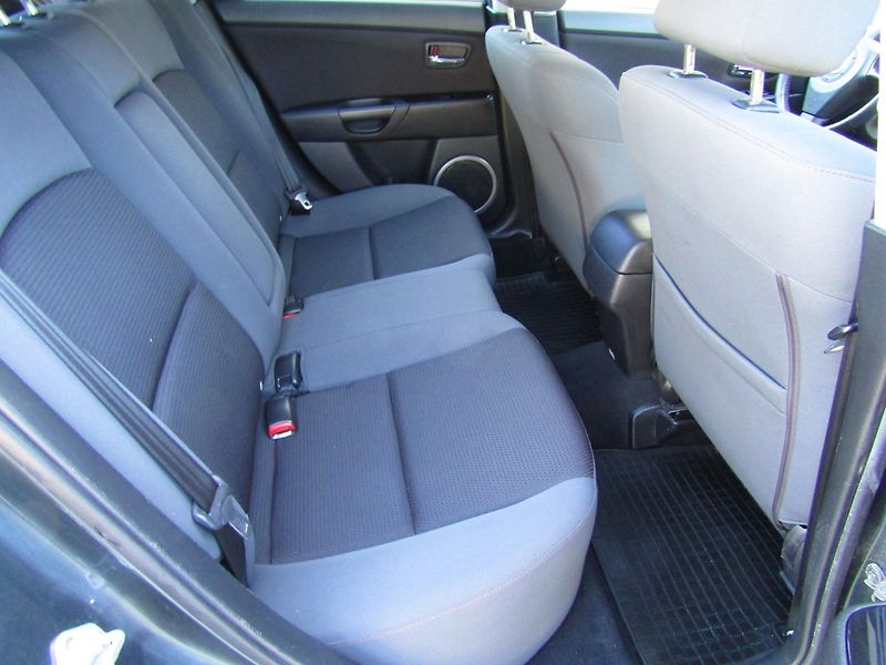 Mazda 3 (2009) 1.6 16V 77kW  CZ PŮVOD - fotka 25 z 35