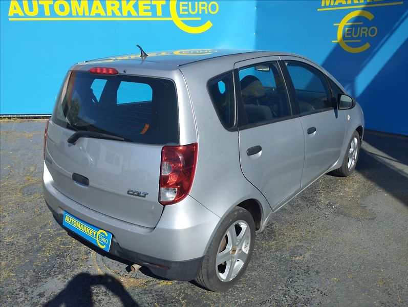 Mitsubishi Colt 1,1 55KW - fotka 4 z 15