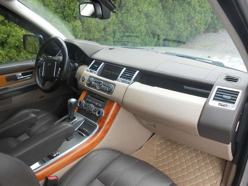 Land Rover Range Rover Sport 3.0D,180KW,4x4,XENONY,Tažné! - fotka 19 z 48