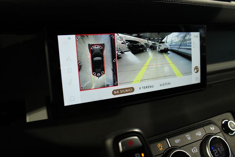 Land Rover Defender 110 D300 SE ACC/NezTop/360°/Ta - fotka 18 z 32