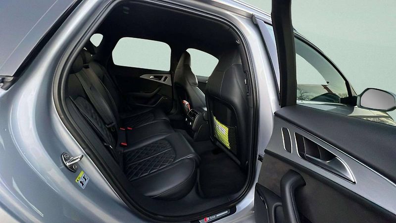 Audi A6 Avant 3.0 TDI Biturbo 4x4 (235 - fotka 27 z 32