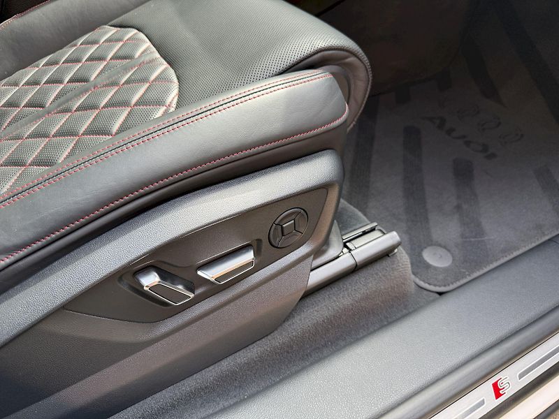 Audi SQ8 RSQ8 Paket FULL CZ Servis TOP - fotka 40 z 42