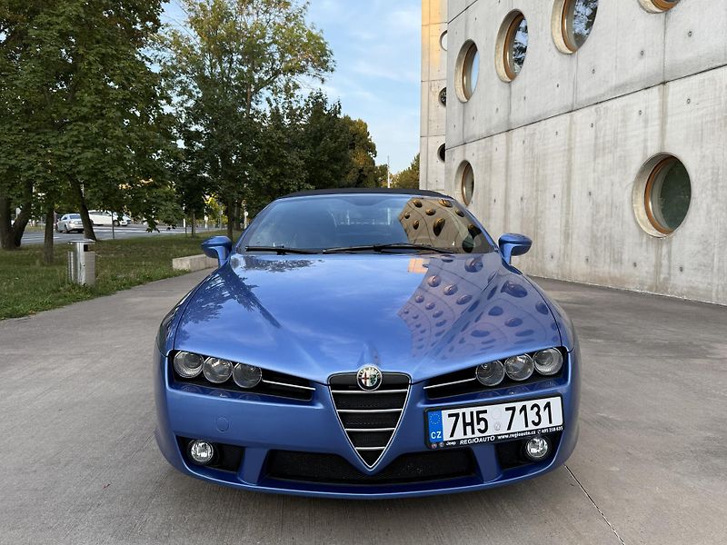 Alfa Romeo Spider (2026) 2.2JTS, nehavarované - fotka 3 z 20