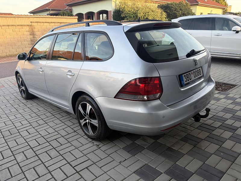 Volkswagen Golf (2011) Variant combi - fotka 3 z 13
