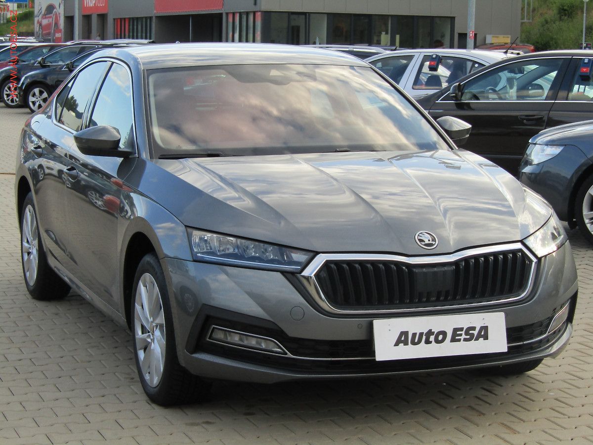 Škoda Octavia 2.0TDi, 2.maj,ČR, Style, DSG