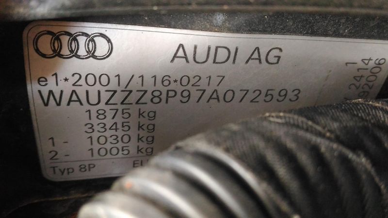 Audi A3 (2006) 2,0FSI,110KW,ALU,AUT.KLIMA - fotka 27 z 27