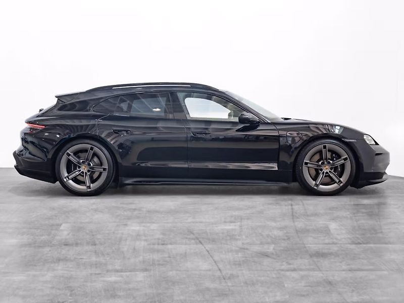 Porsche Taycan GTS Sport Turismo HuD 360 Inno - fotka 4 z 20