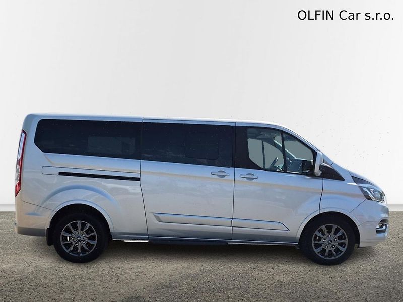 Ford Tourneo Custom Titanium 2.0 EB 136 kW - fotka 6 z 29