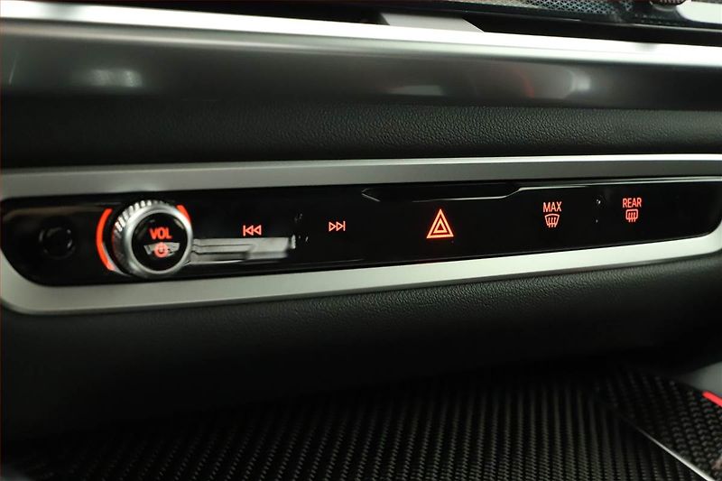 BMW X6 (2025) xDrive40i - fotka 16 z 21
