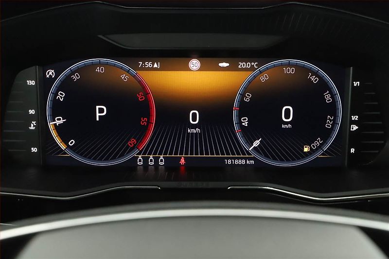 Škoda Superb (2022) Laurin&Klement 2.0 TDI - fotka 20 z 25