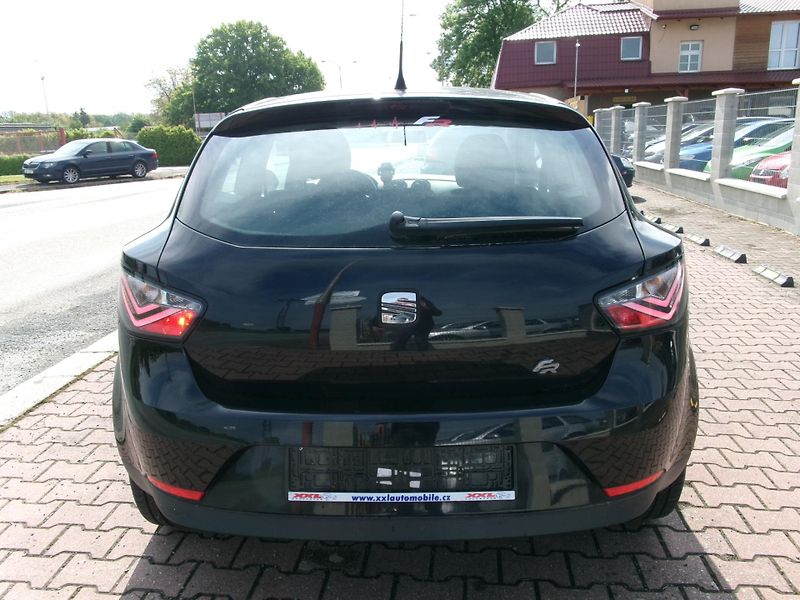 Seat Ibiza (2011) 1,6TDI KLIMA BT USB TEMP - fotka 7 z 29