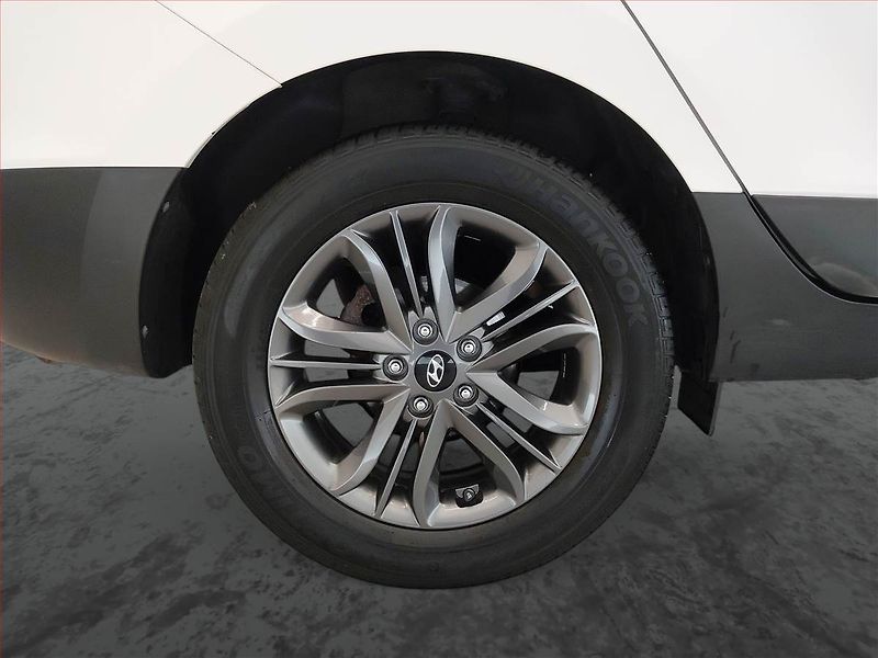 Hyundai ix35 (2014) 1.6 GDI, Serv.kniha, Kůže - fotka 15 z 17