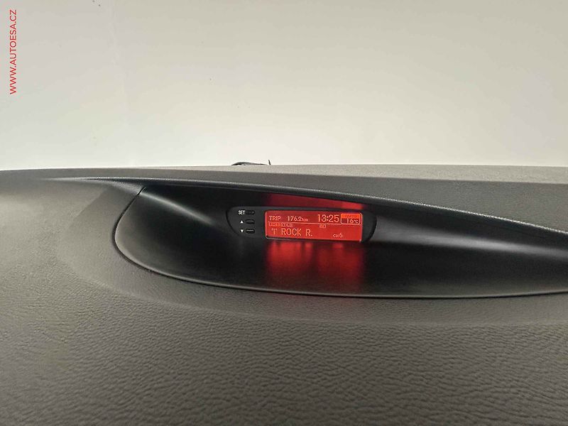 Hyundai i20 (2009) 1.2i, ČR, STK4/28 - fotka 16 z 16